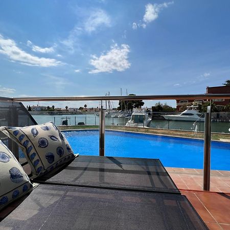 Blau Apartamento Frente A Los Canales Y Las Puestas De Sol De Roses Zewnętrze zdjęcie