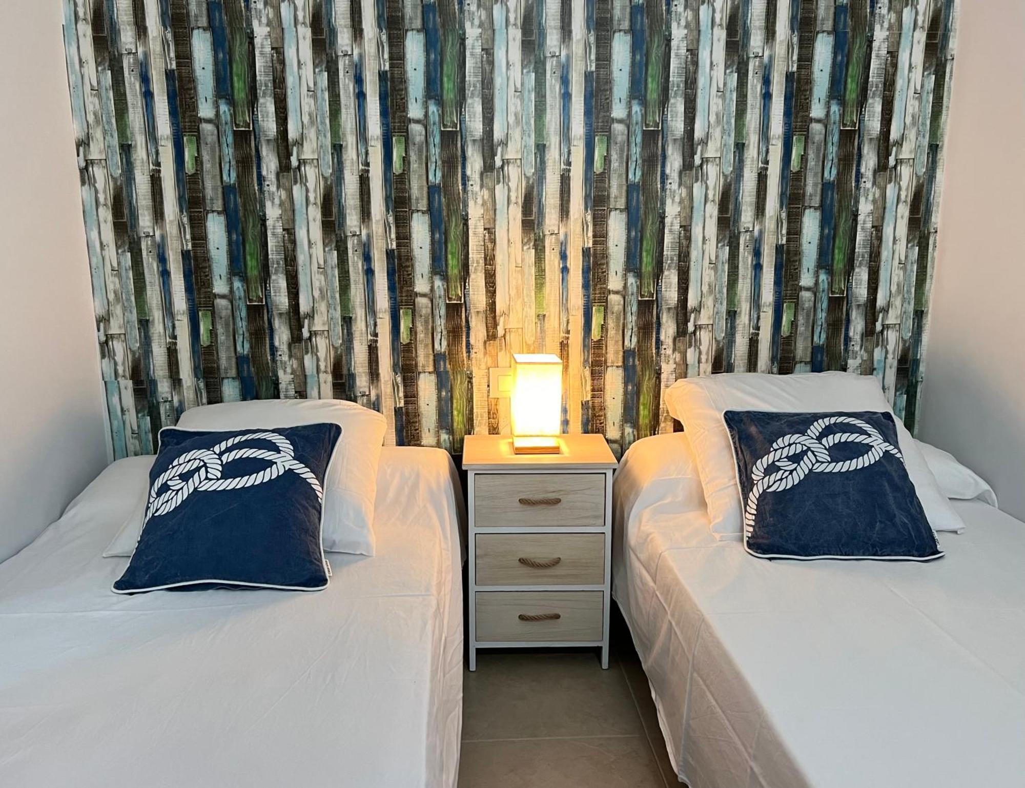 Blau Apartamento Frente A Los Canales Y Las Puestas De Sol De Roses Zewnętrze zdjęcie