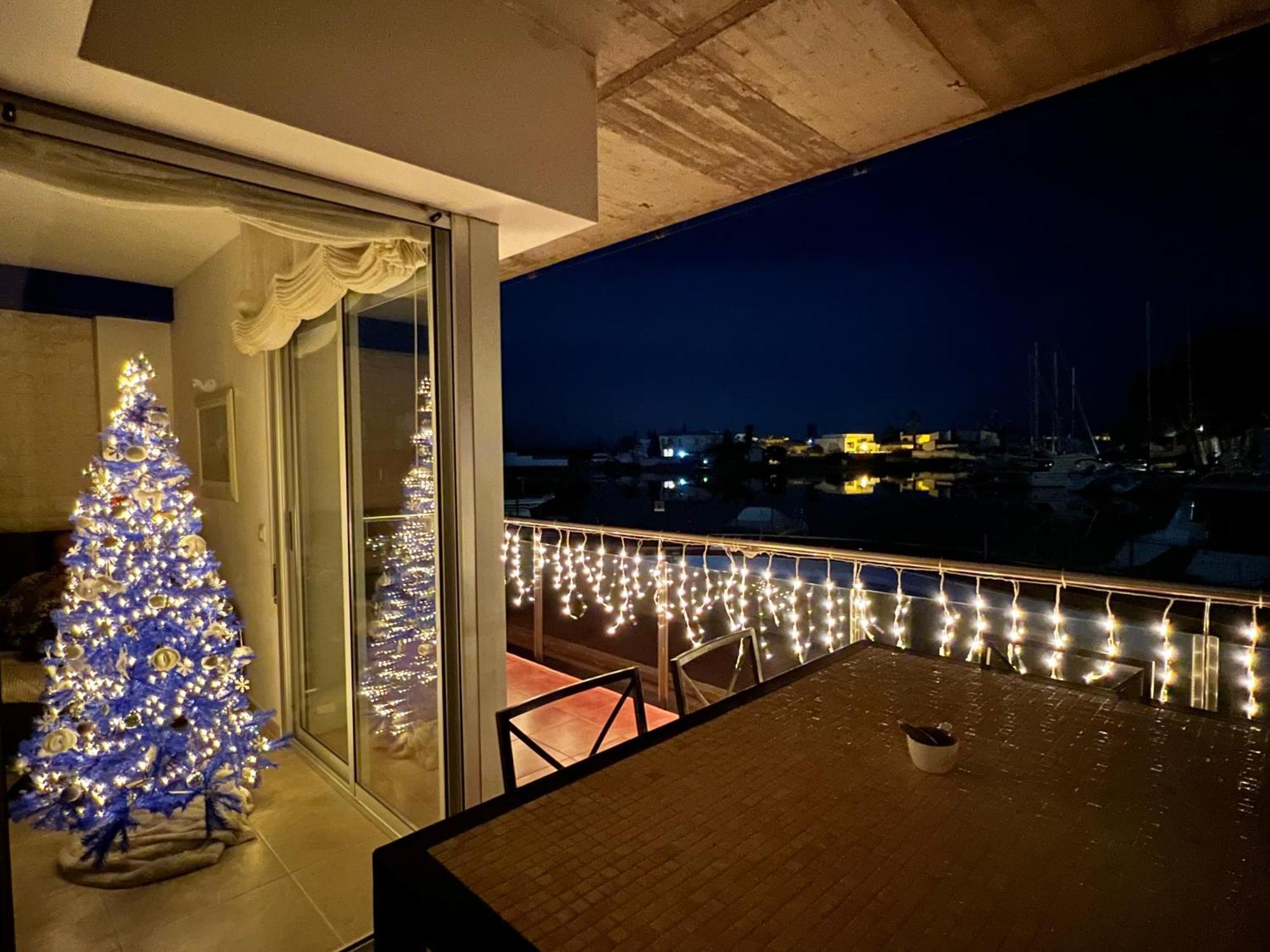 Blau Apartamento Frente A Los Canales Y Las Puestas De Sol De Roses Zewnętrze zdjęcie
